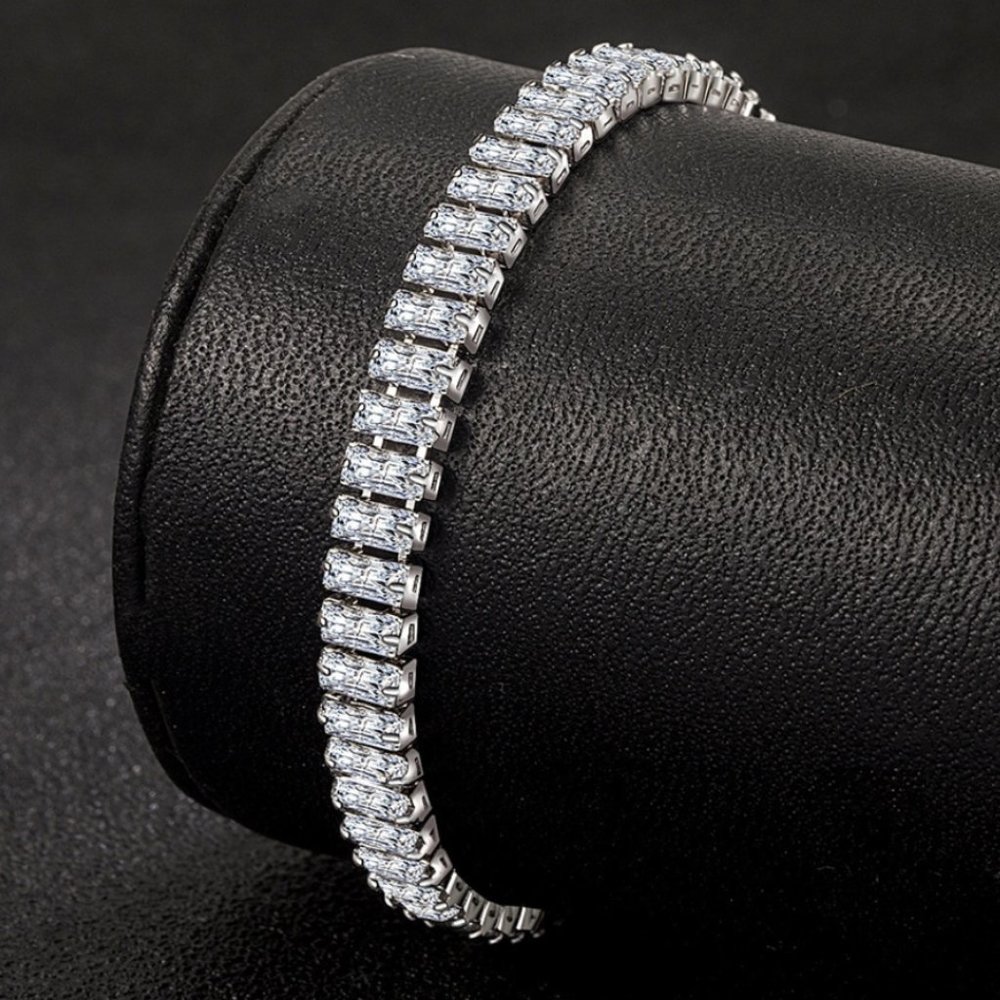 NWT 925 Sterling Silver Diamond Tennis Bracelet